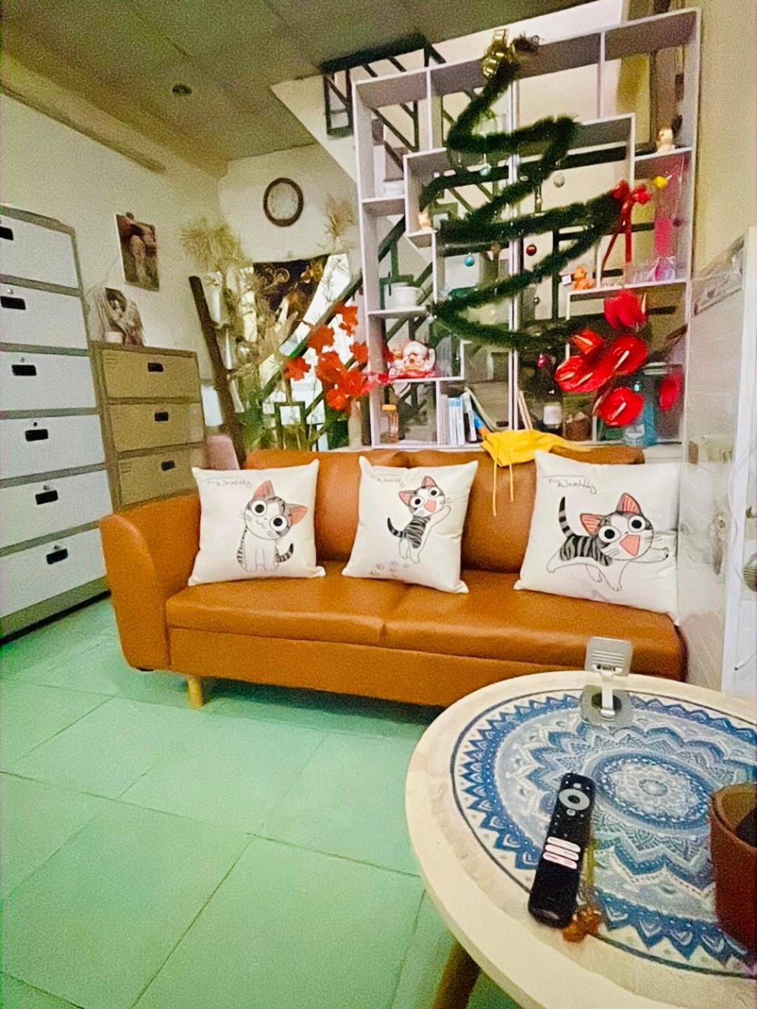 花ren Hostel Хошимин Экстерьер фото